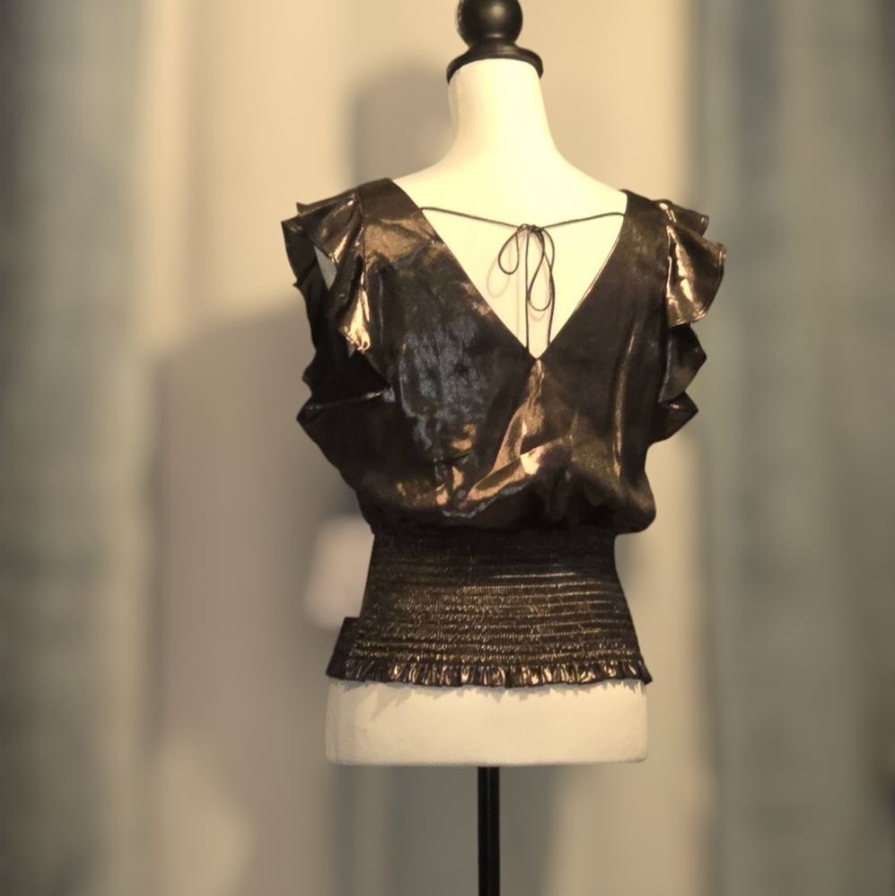 Size small nine west metallic black top